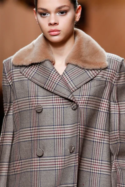 Look 26